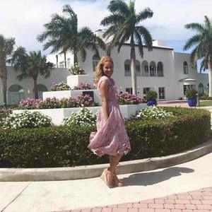 Meet your Posher, Nelsy